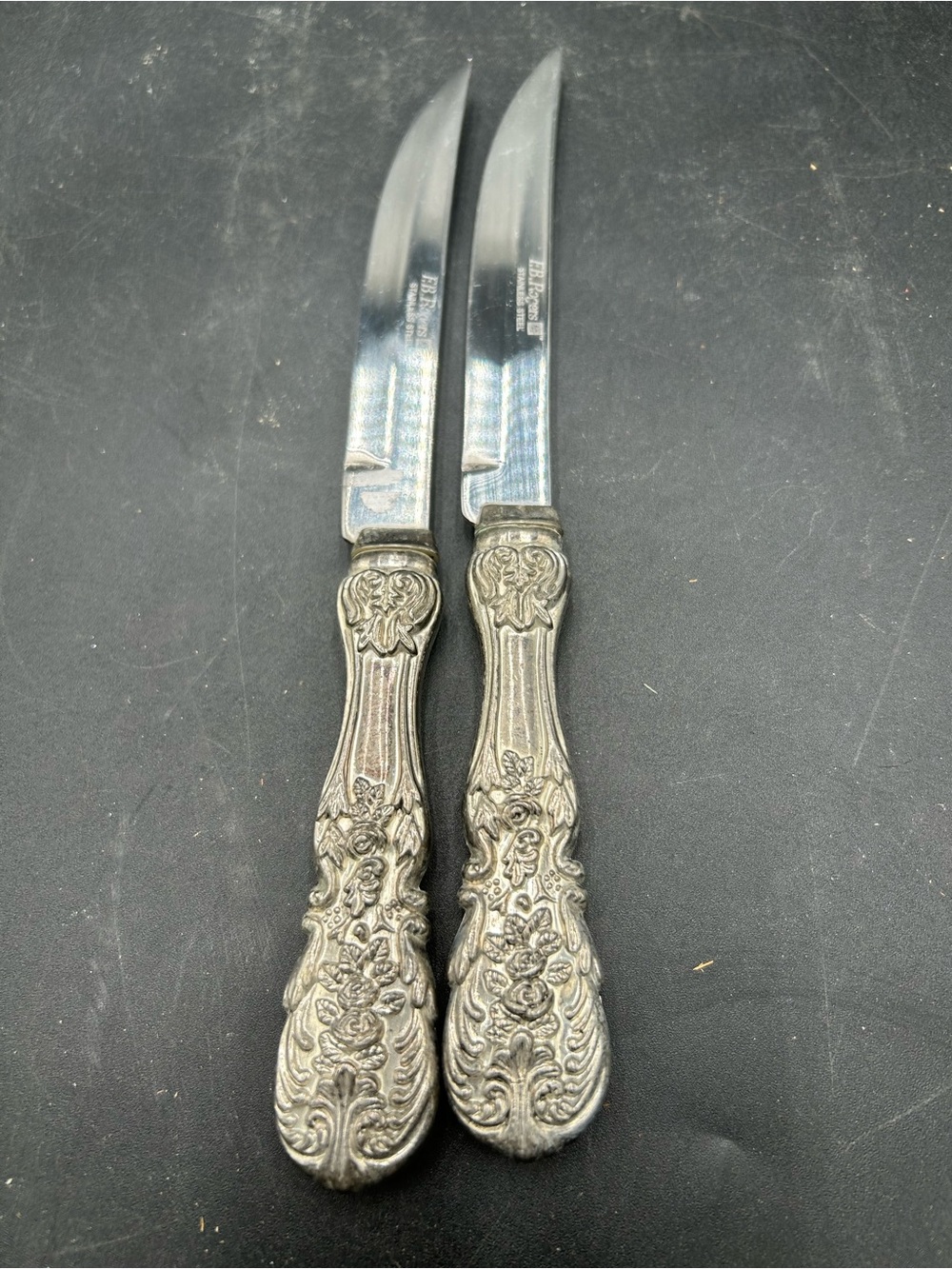 FB rogers Ornate Silver-Handle Steak Knives - Pair, stainless steel